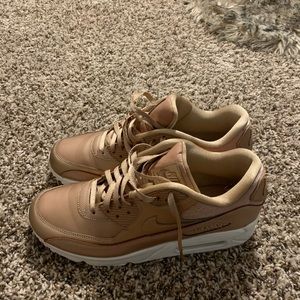 Rose gold Nike airmax 90’s